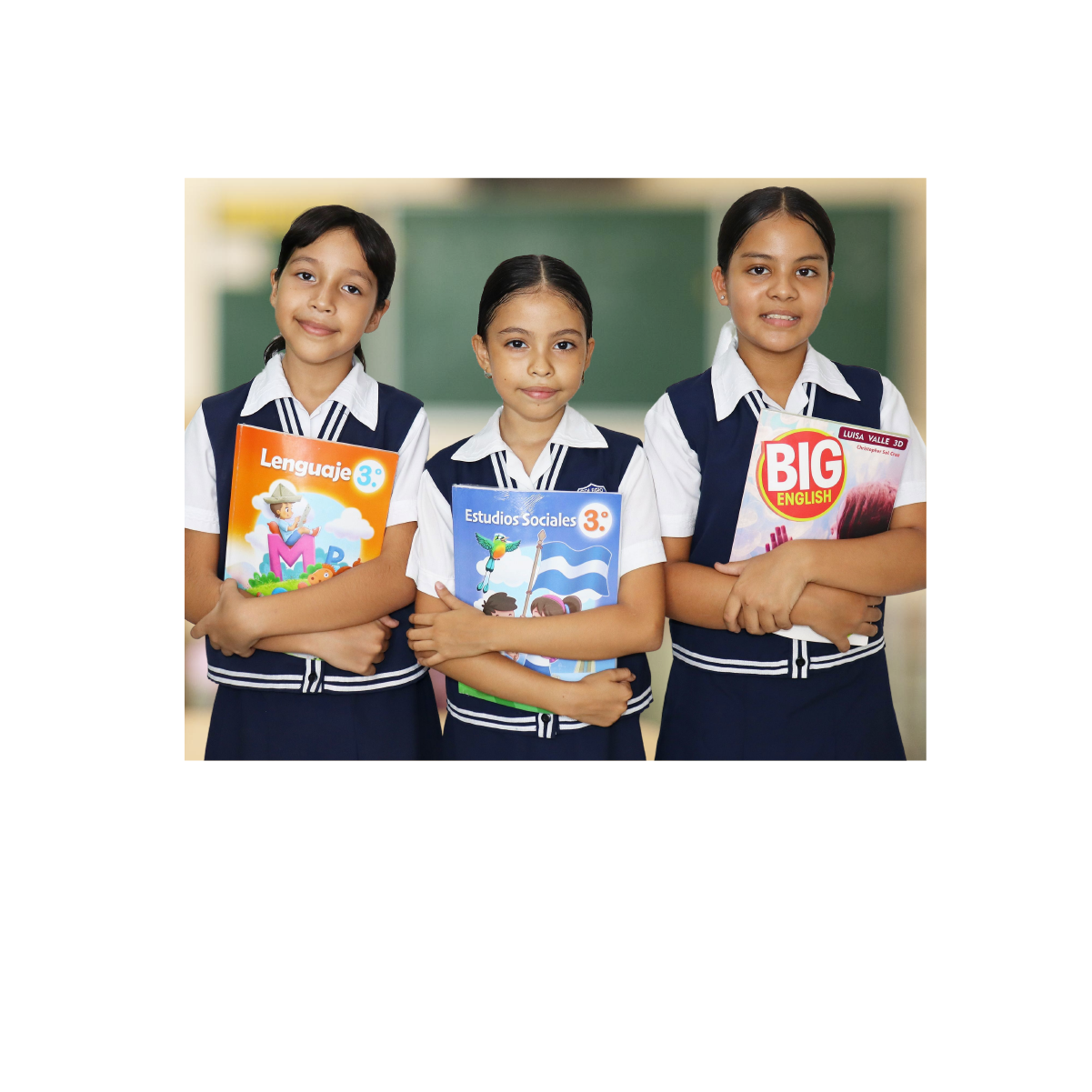 Niñas con libros escolares